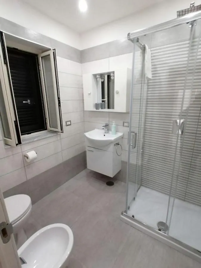 Monica'S House Apartment Naples Italy